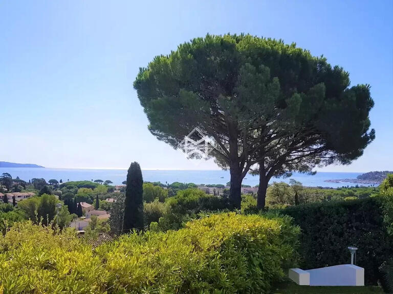 Villa Cavalaire-sur-Mer - 5 bedrooms - 220m²