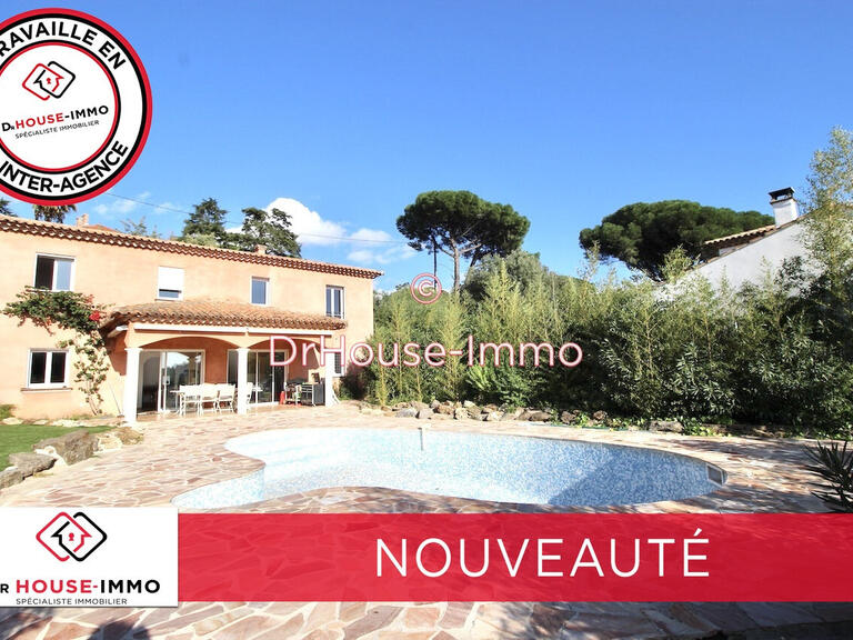 Villa Cavalaire-sur-Mer - 4 bedrooms - 157m²