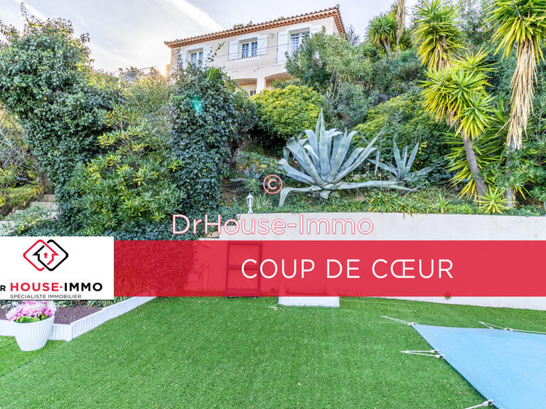 Villa Cavalaire-sur-Mer - 4 bedrooms - 130m²