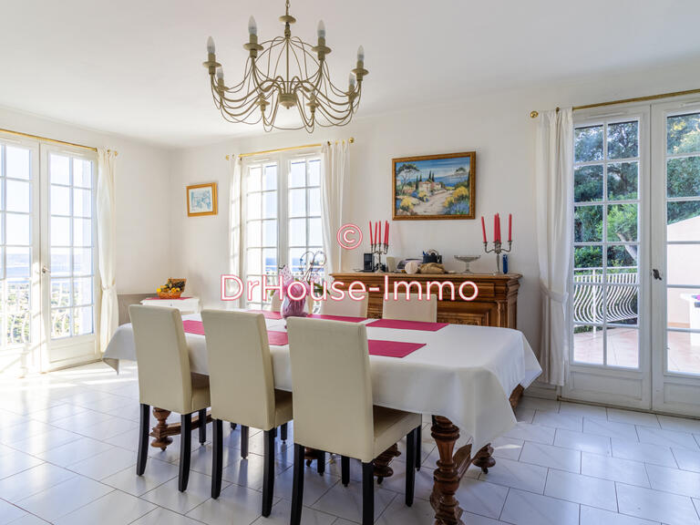 Villa Cavalaire-sur-Mer - 4 bedrooms - 130m²