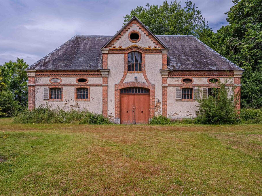 Castle Cerisy-la-Forêt