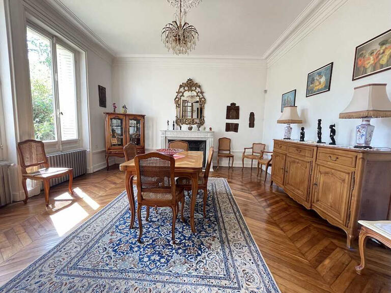 Maison Ceyzérieu - 8 chambres - 430m²