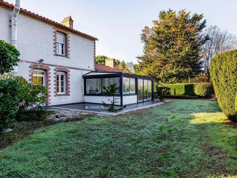 Propriété Challans - 3 chambres - 174m²