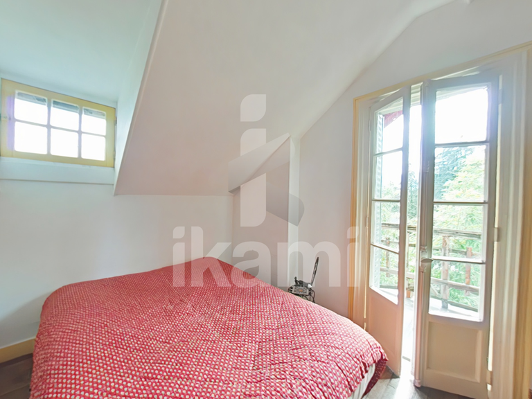 House Chambéry - 8 bedrooms - 310m²