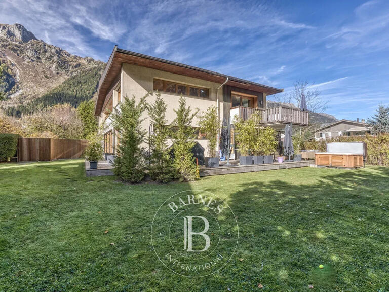 Apartment Chamonix-Mont-Blanc - 4 bedrooms - 129m²