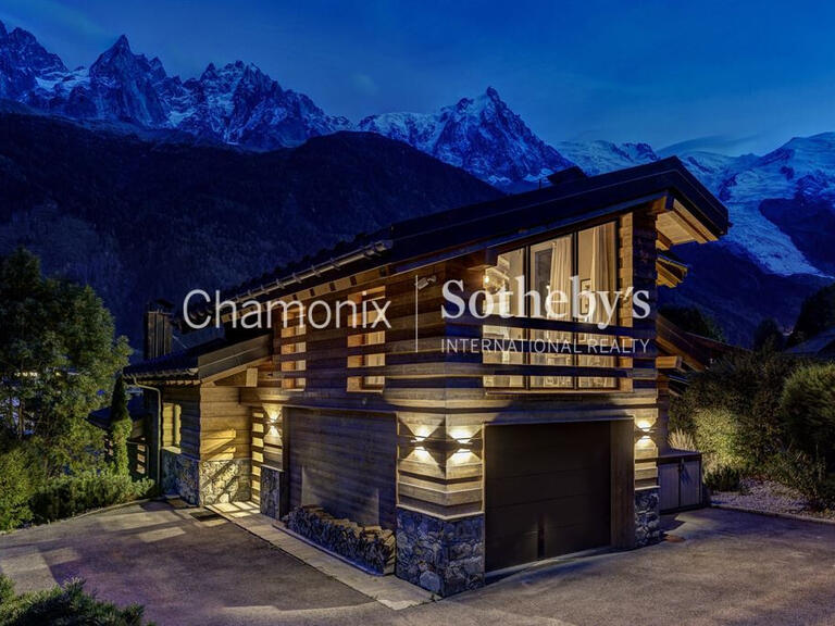 Chalet Chamonix-Mont-Blanc - 7 bedrooms - 597m²