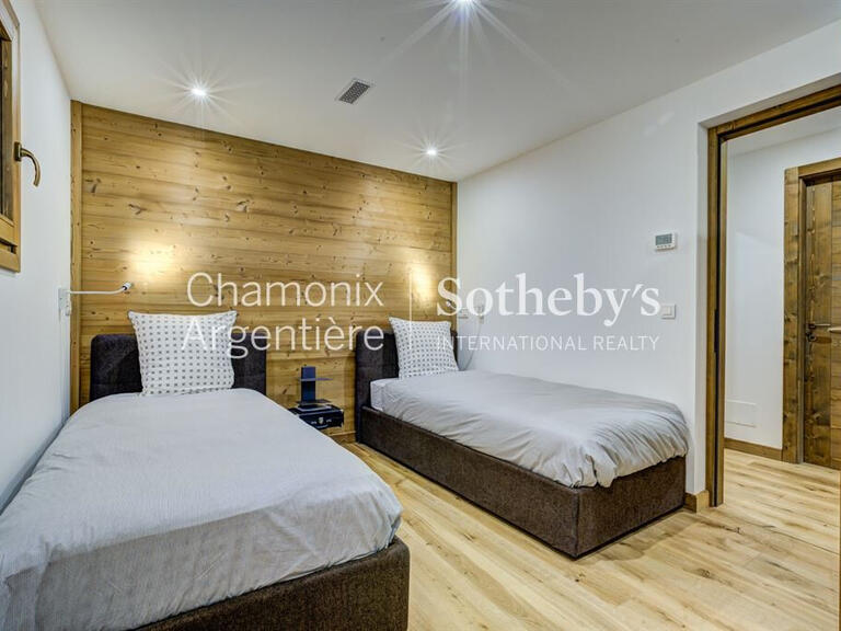 Chalet Chamonix-Mont-Blanc - 4 bedrooms - 195m²