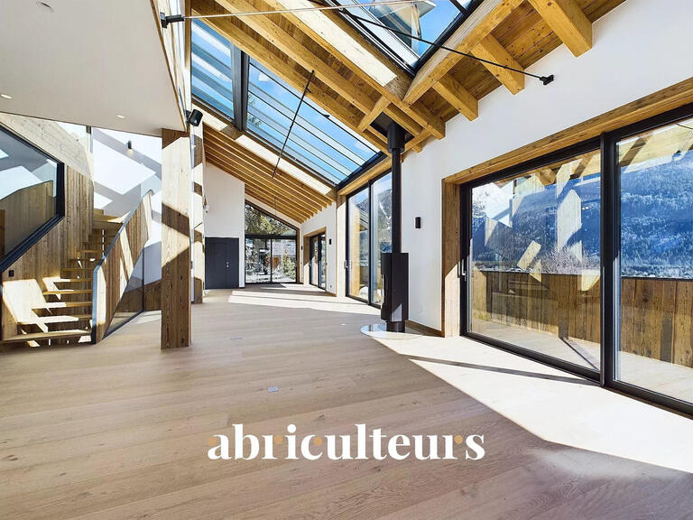 Chalet Chamonix-Mont-Blanc - 5 bedrooms - 340m²