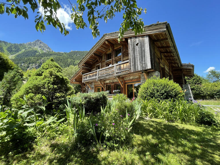 Maison Chamonix-Mont-Blanc - 5 chambres - 305m²