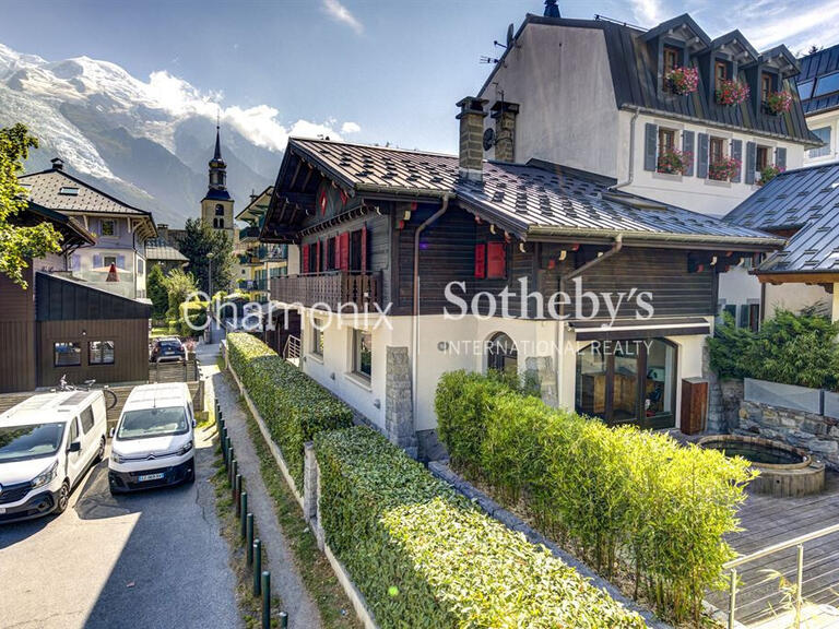 Maison Chamonix-Mont-Blanc - 4 chambres - 225m²