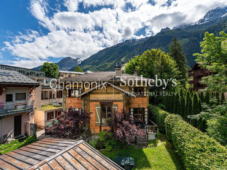 Maison Chamonix-Mont-Blanc - 4 chambres - 256m²