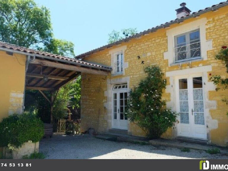 Maison Champagne-Mouton - 199m²