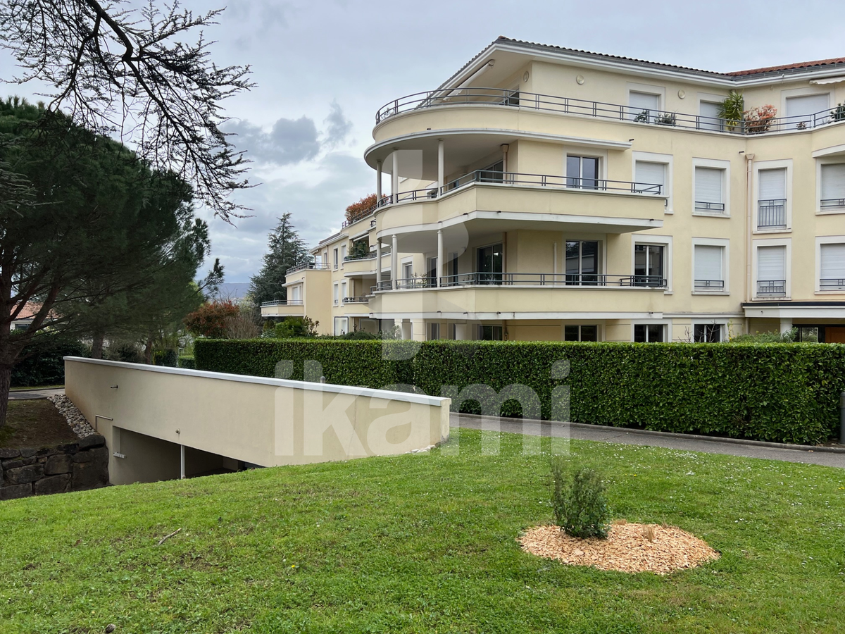 Apartment Charbonnières-les-Bains