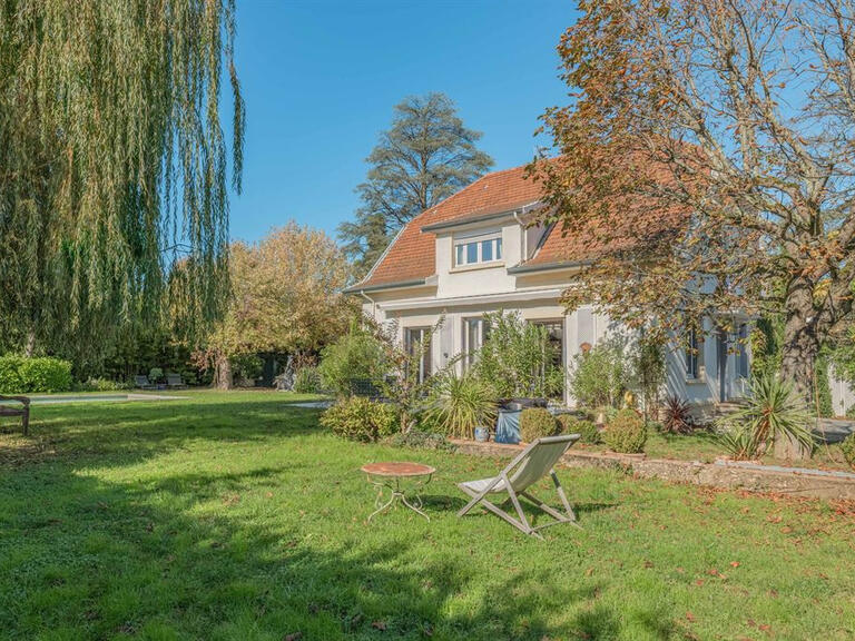 House Charbonnières-les-Bains - 4 bedrooms - 202m²