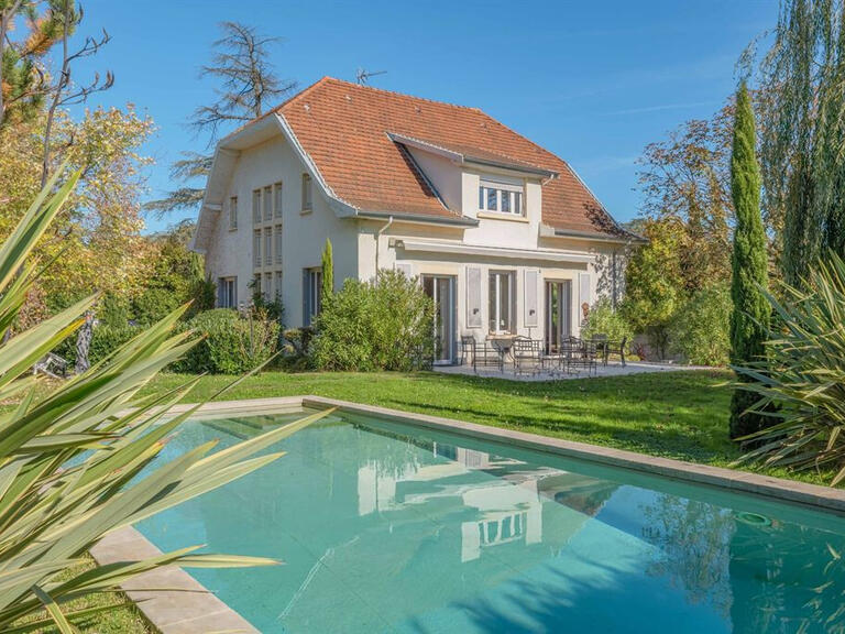 House Charbonnières-les-Bains - 4 bedrooms - 202m²