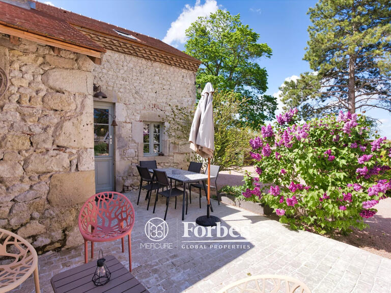 House Charroux - 5 bedrooms - 585m²