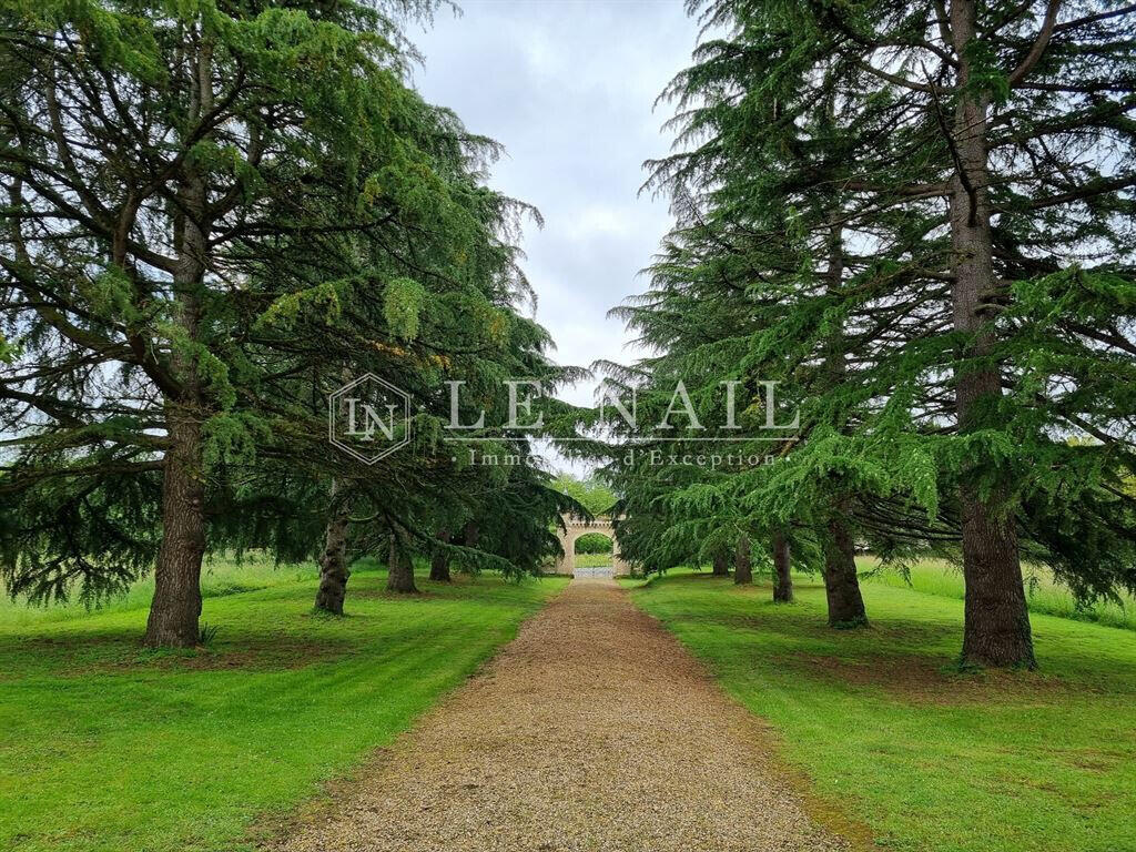 Castle Chateau-du-Loir