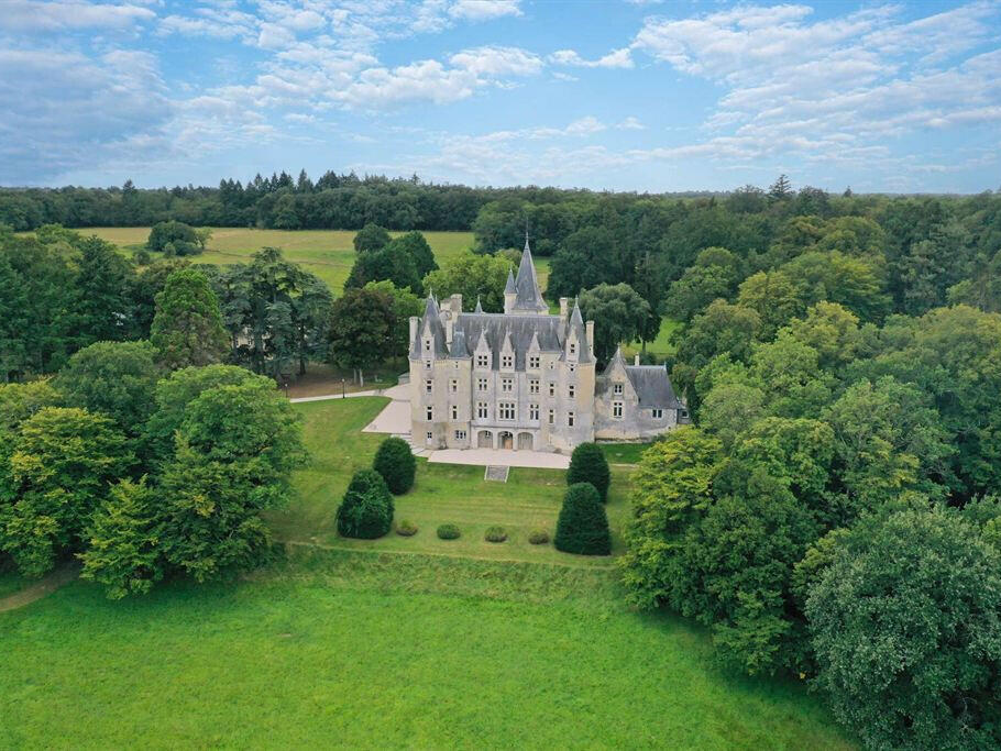 Castle Chateau-du-Loir