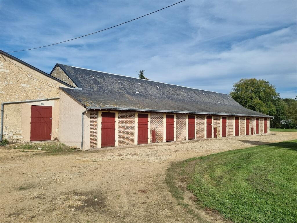 Equestrian property Chateau-du-Loir