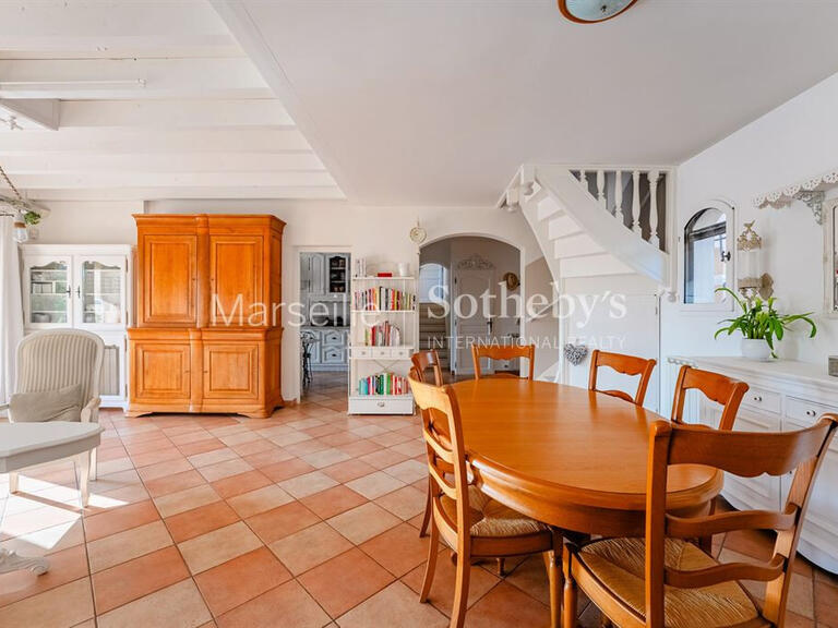 Maison Chateau-gombert - 5 chambres - 248m²