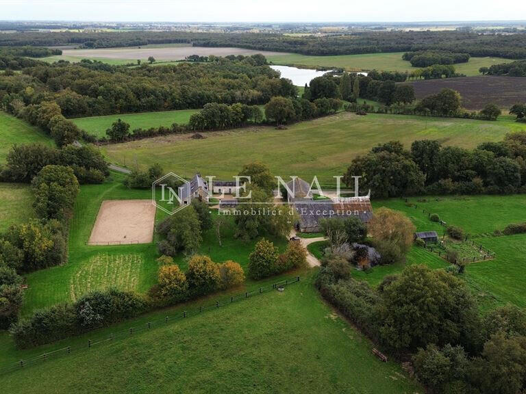 Equestrian property Château-la-Vallière