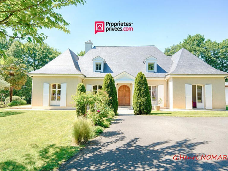 House Châteaubriant - 4 bedrooms