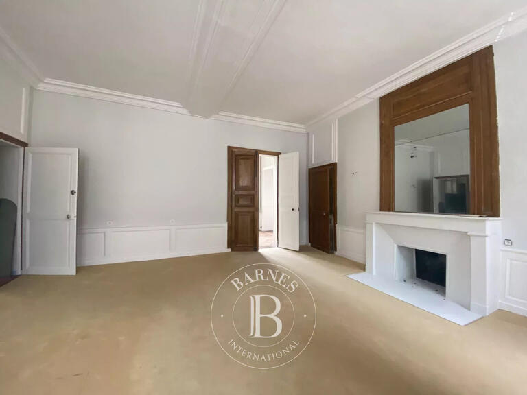 Mansion Châteaudun - 7 bedrooms - 470m²