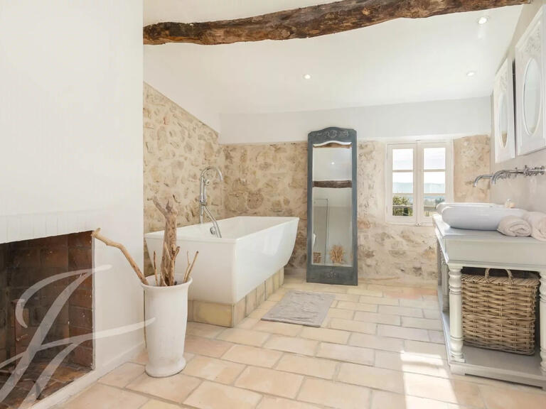 Maison Châteauneuf-Grasse - 6 chambres - 430m²