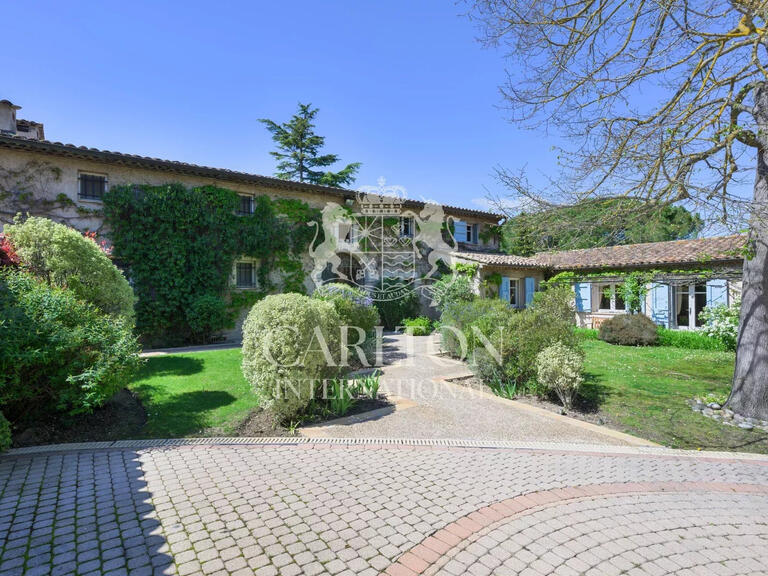 Maison Châteauneuf-Grasse - 6 chambres - 338m²