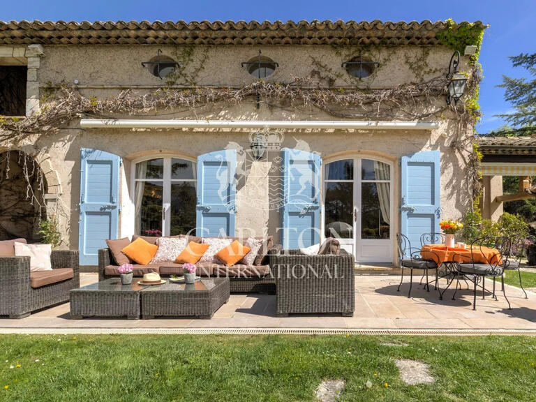 Maison Châteauneuf-Grasse - 6 chambres - 338m²