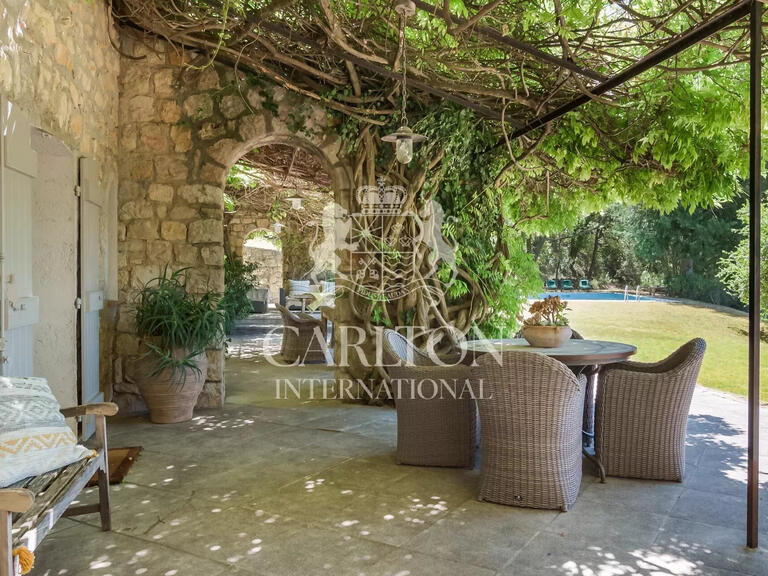 House Châteauneuf-Grasse - 5 bedrooms - 419m²