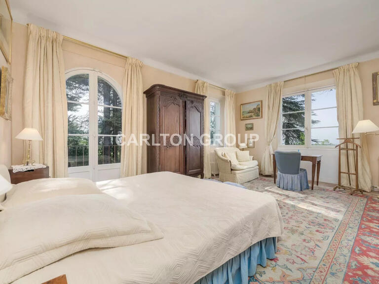 Vente Maison avec Vue mer Châteauneuf-Grasse - 9 chambres