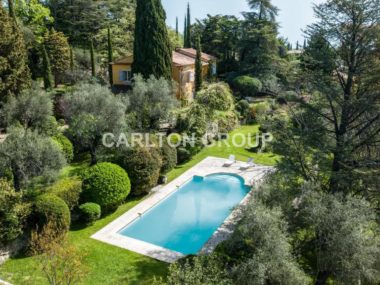 Vente Maison avec Vue mer Châteauneuf-Grasse - 9 chambres