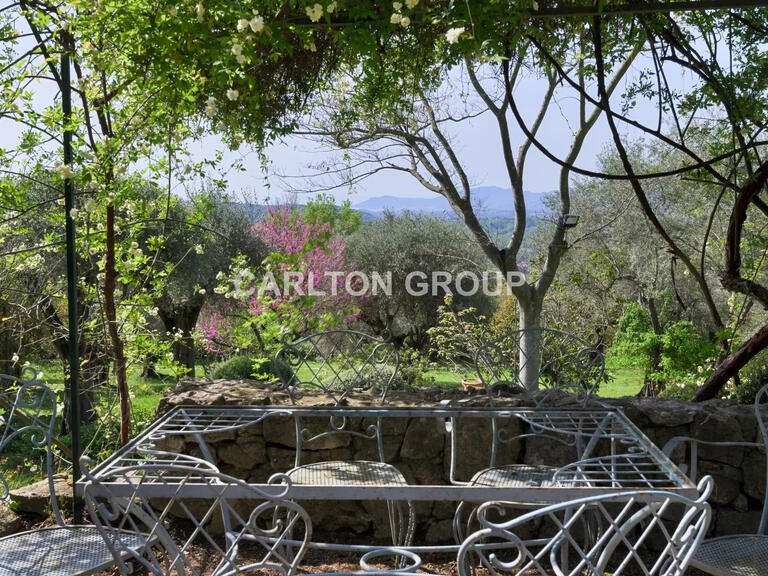 Maison Châteauneuf-Grasse - 9 chambres - 415m²