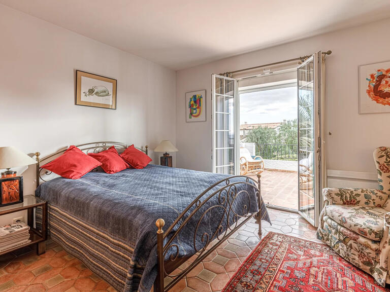 Vente Maison avec Vue mer Châteauneuf-Grasse - 4 chambres