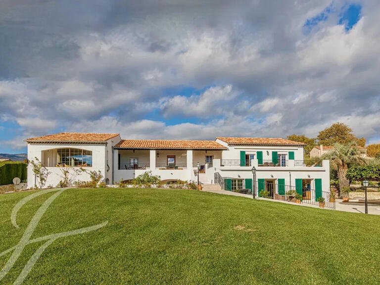 Maison Châteauneuf-Grasse - 4 chambres - 335m²