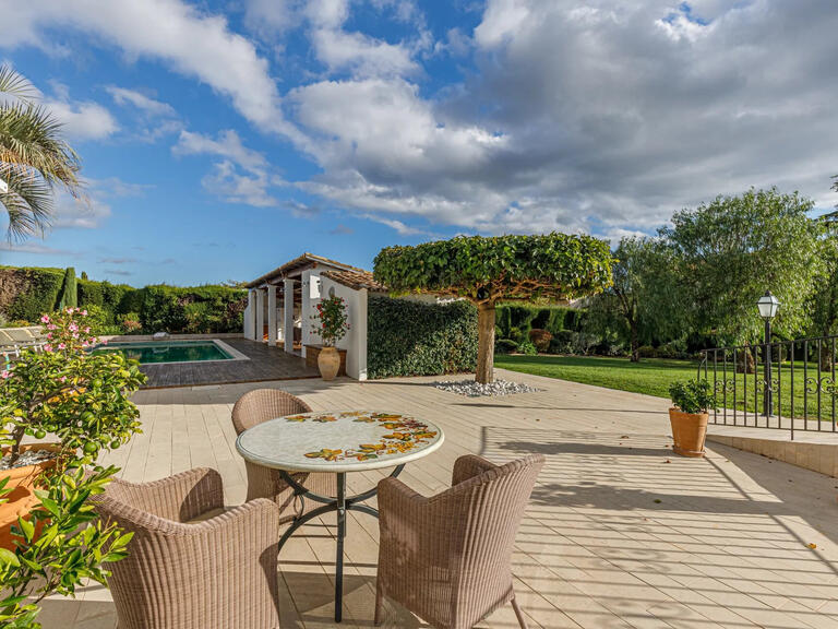 Vente Maison avec Vue mer Châteauneuf-Grasse - 4 chambres