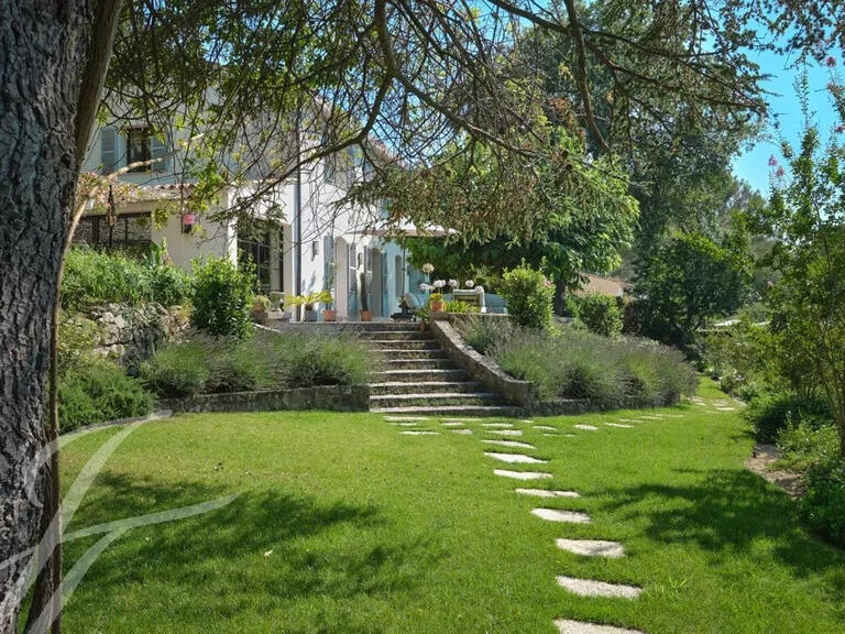 Maison Châteauneuf-Grasse - 4 chambres - 263m²