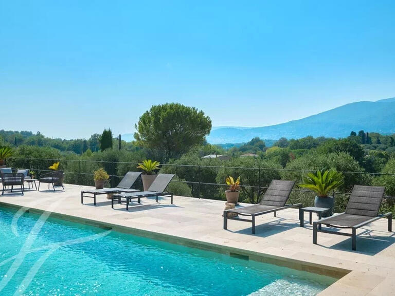 Maison Châteauneuf-Grasse - 4 chambres - 263m²