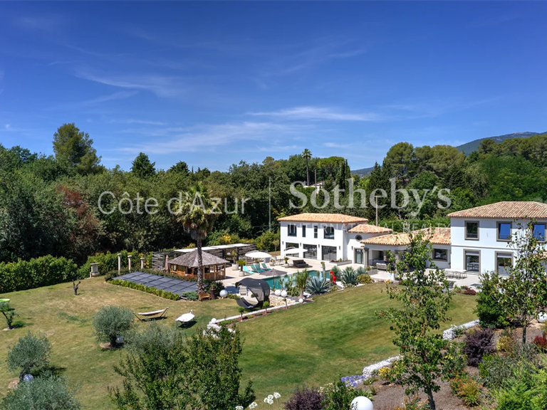 Maison Châteauneuf-Grasse - 9 chambres - 550m²