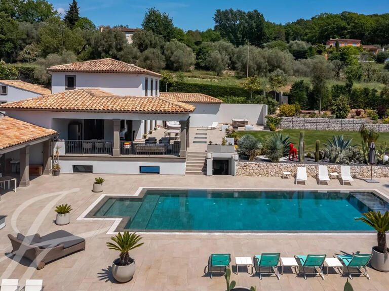 Maison Châteauneuf-Grasse - 9 chambres - 550m²