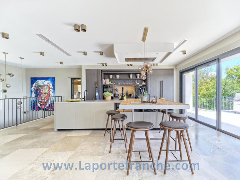 Maison Châteauneuf-Grasse - 5 chambres - 730m²