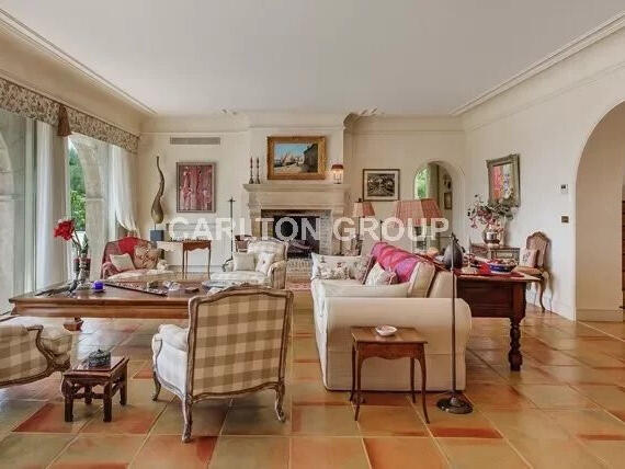 Vente Propriété Châteauneuf-Grasse - 6 chambres