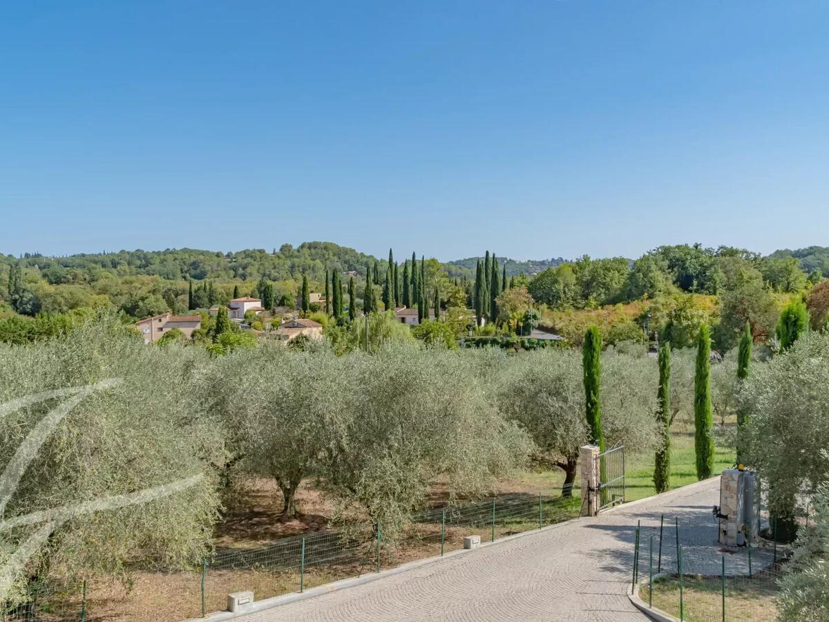 Property Châteauneuf-Grasse