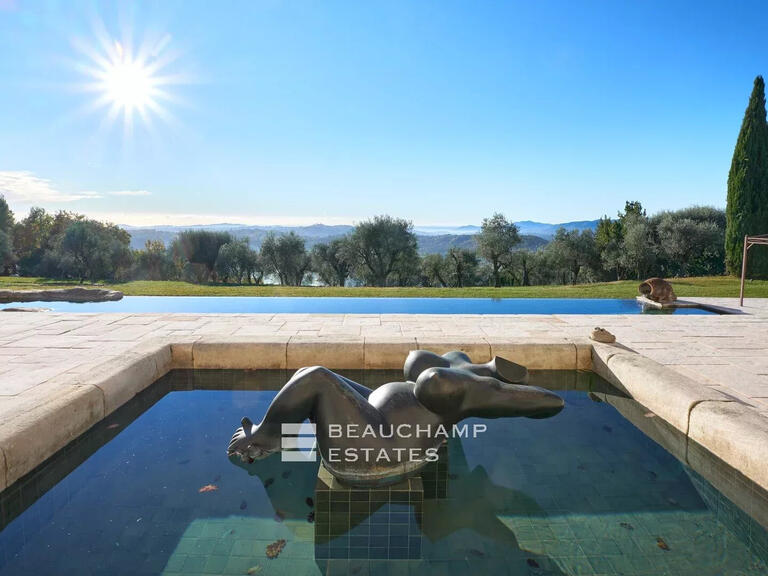 Villa Châteauneuf-Grasse - 5 chambres - 783m²