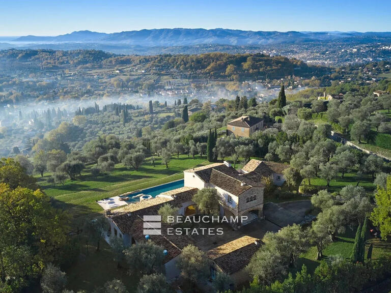 Villa Châteauneuf-Grasse - 5 chambres - 783m²