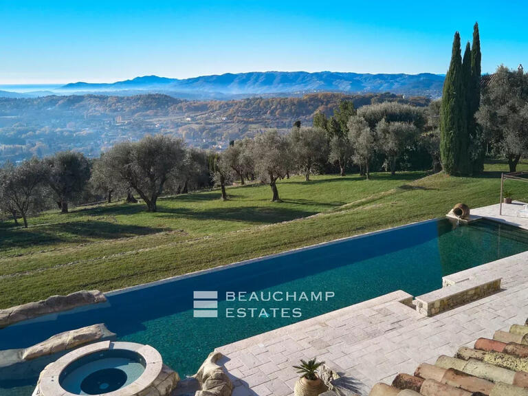 Villa Châteauneuf-Grasse - 5 bedrooms - 783m²