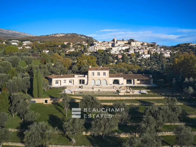 Villa Châteauneuf-Grasse - 5 chambres - 783m²