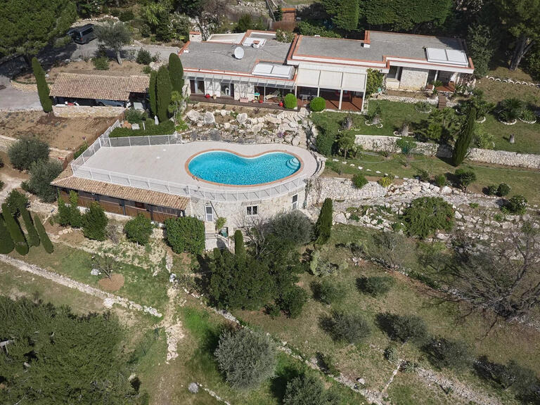 Villa Châteauneuf-Grasse - 4 bedrooms - 250m²