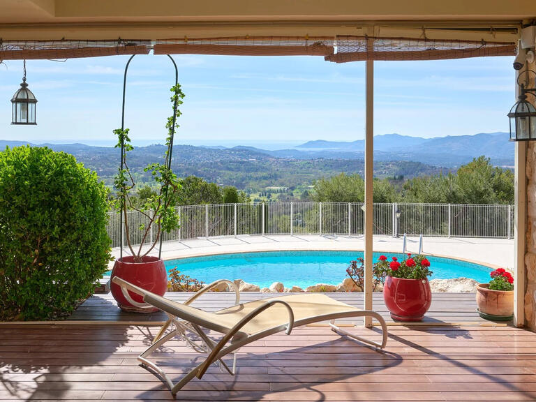 Villa Châteauneuf-Grasse - 4 bedrooms - 250m²